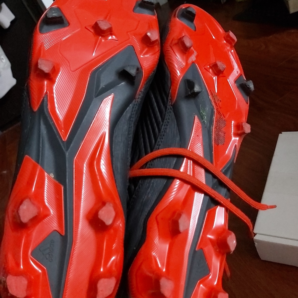 adidas soccer shoes - Picture 4 of 4